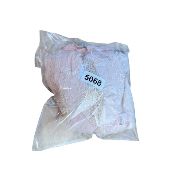 Free People Sivan Embroidered Blouse Top Soft Pink Lace Size XS new - Picture 3 of 3